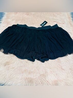 Hot Topic Black Layered Tulle Skirted Shorts with Elastic Waist